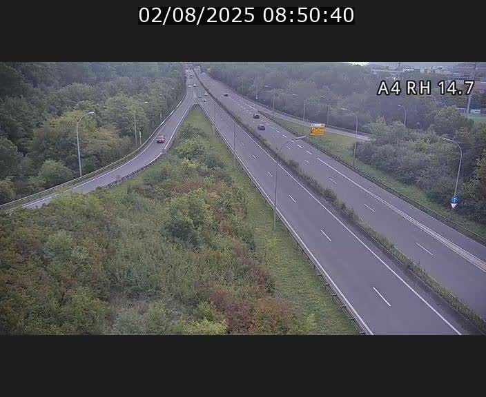 Traffic live webcam Luxembourg Jonction Lankelz - A4 - BK 14.7 - direction Luxembourg