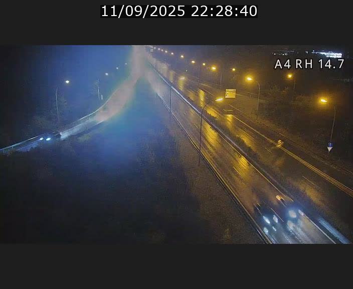 Traffic live webcam Luxembourg Jonction Lankelz - A4 - BK 14.7 - direction Luxembourg