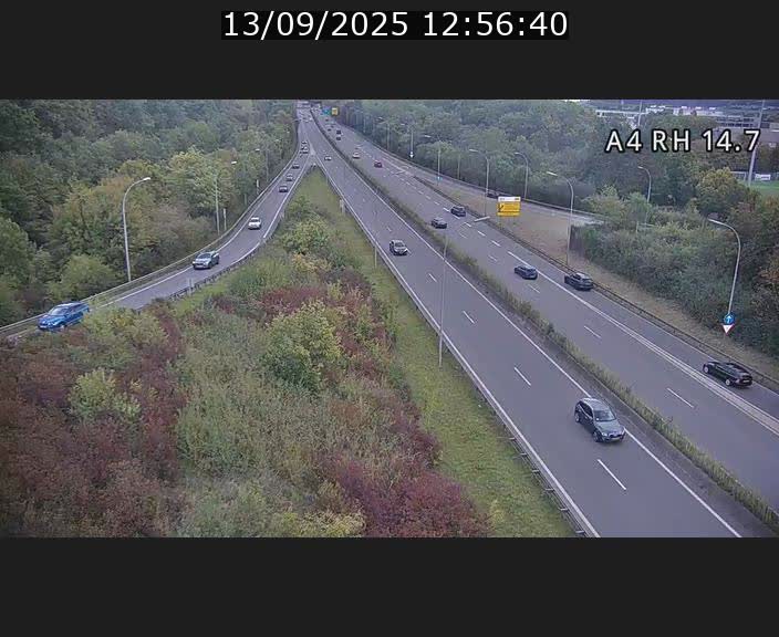 Traffic live webcam Luxembourg Jonction Lankelz - A4 - BK 14.7 - direction Luxembourg