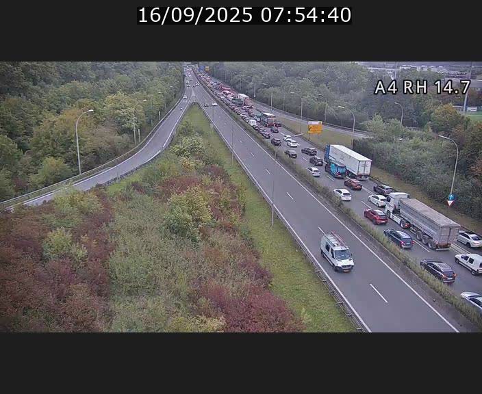 Traffic live webcam Luxembourg Jonction Lankelz - A4 - BK 14.7 - direction Luxembourg