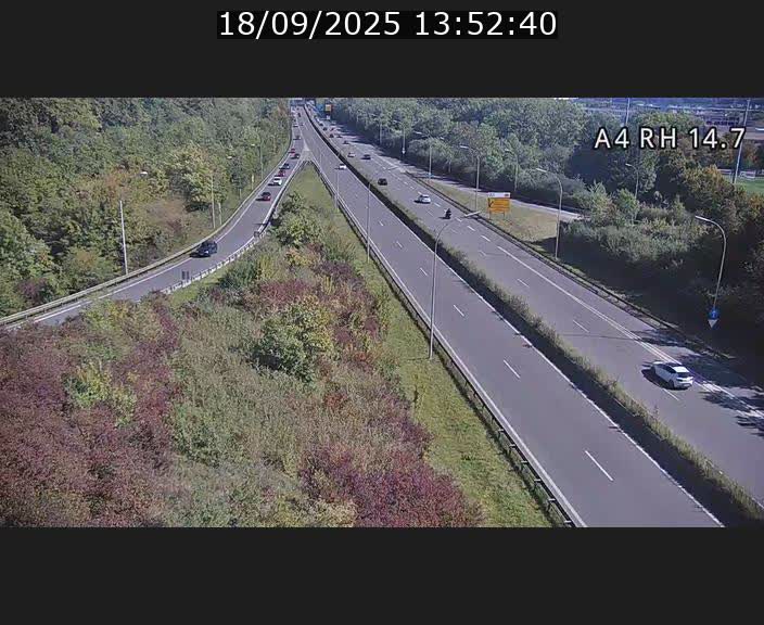 Traffic live webcam Luxembourg Jonction Lankelz - A4 - BK 14.7 - direction Luxembourg