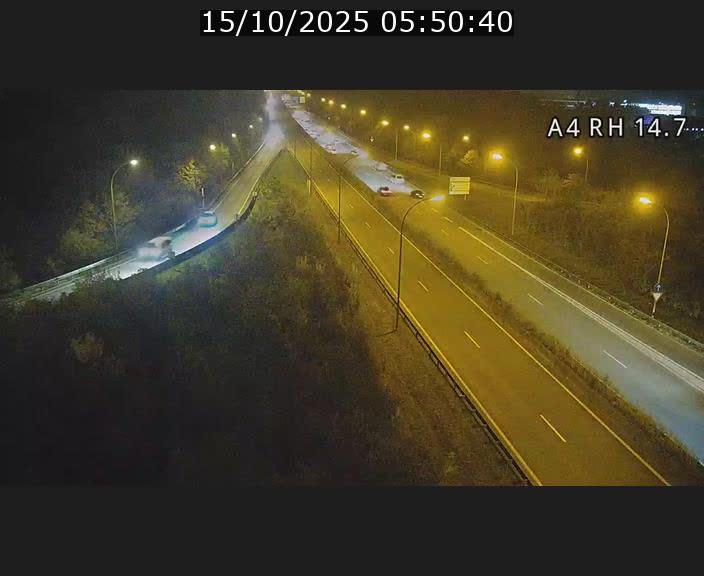 Traffic live webcam Luxembourg Jonction Lankelz - A4 - BK 14.7 - direction Luxembourg