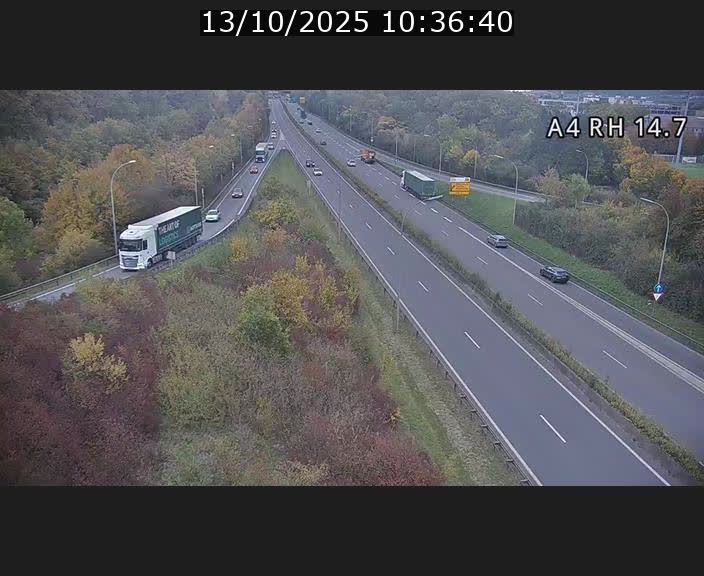 Traffic live webcam Luxembourg Jonction Lankelz - A4 - BK 14.7 - direction Luxembourg