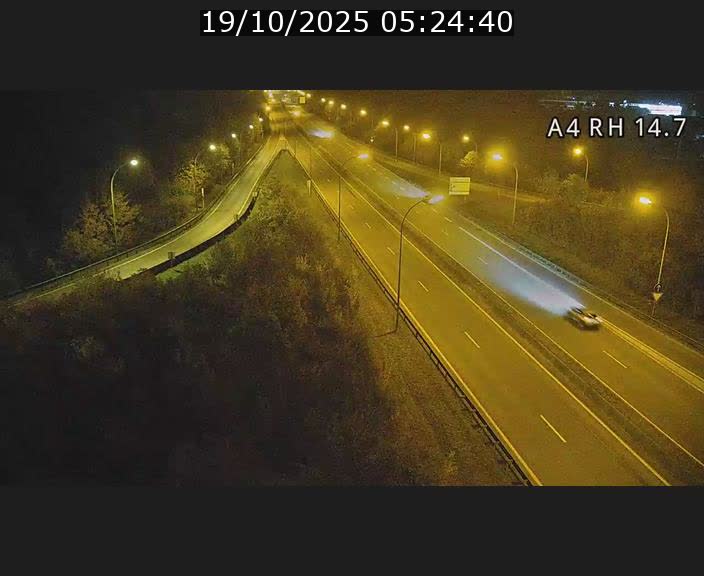 Traffic live webcam Luxembourg Jonction Lankelz - A4 - BK 14.7 - direction Luxembourg