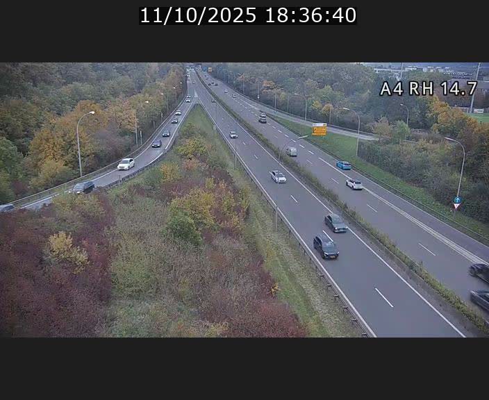 Traffic live webcam Luxembourg Jonction Lankelz - A4 - BK 14.7 - direction Luxembourg