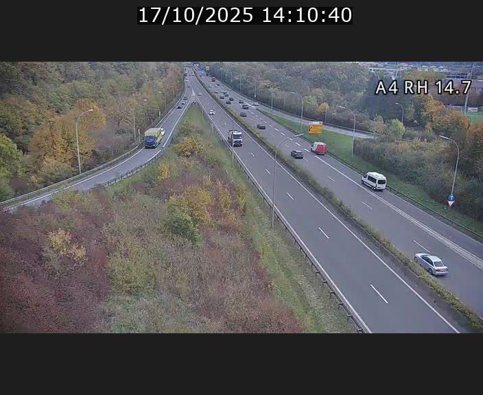 Traffic live webcam Luxembourg Jonction Lankelz - A4 - BK 14.7 - direction Luxembourg