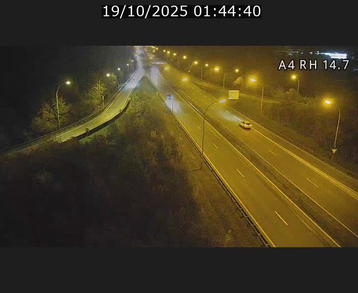 Traffic live webcam Luxembourg Jonction Lankelz - A4 - BK 14.7 - direction Luxembourg