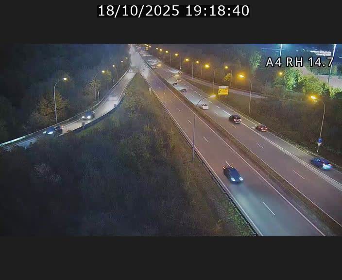 Traffic live webcam Luxembourg Jonction Lankelz - A4 - BK 14.7 - direction Luxembourg