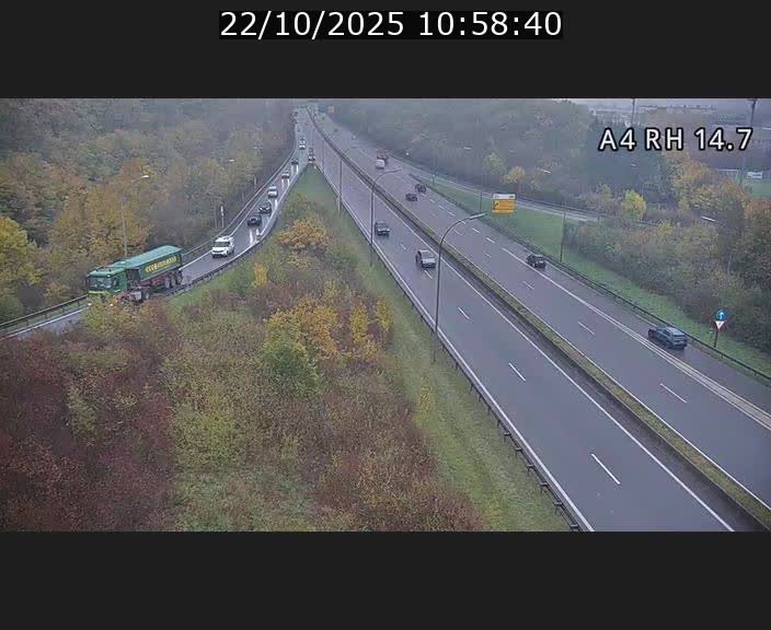 Traffic live webcam Luxembourg Jonction Lankelz - A4 - BK 14.7 - direction Luxembourg