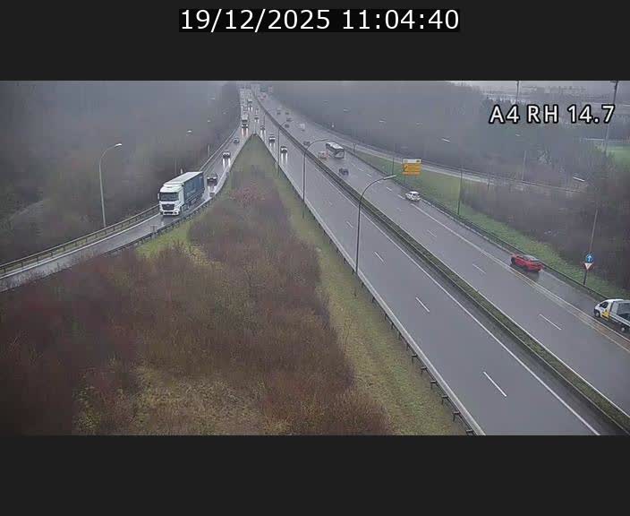 <h2>Traffic live webcam Luxembourg Jonction Lankelz - A4 - BK 14.7 - direction Luxembourg</h2>