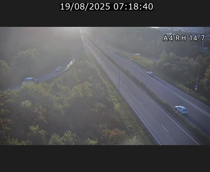 <h2>Traffic live webcam Luxembourg Jonction Lankelz - A4 - BK 14.7 - direction Luxembourg</h2>