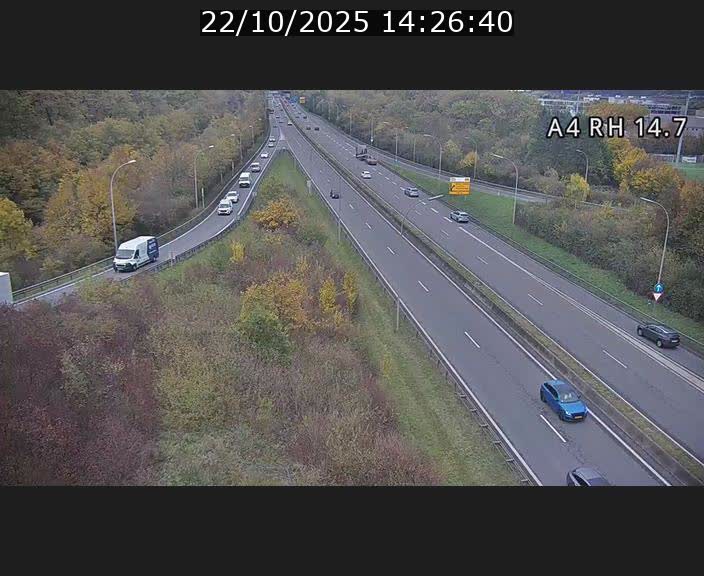 <h2>Traffic live webcam Luxembourg Jonction Lankelz - A4 - BK 14.7 - direction Luxembourg</h2>