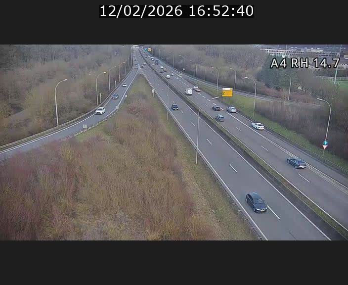 <h2>Traffic live webcam Luxembourg Jonction Lankelz - A4 - BK 14.7 - direction Luxembourg</h2>