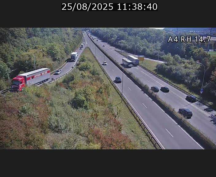 <h2>Traffic live webcam Luxembourg Jonction Lankelz - A4 - BK 14.7 - direction Luxembourg</h2>