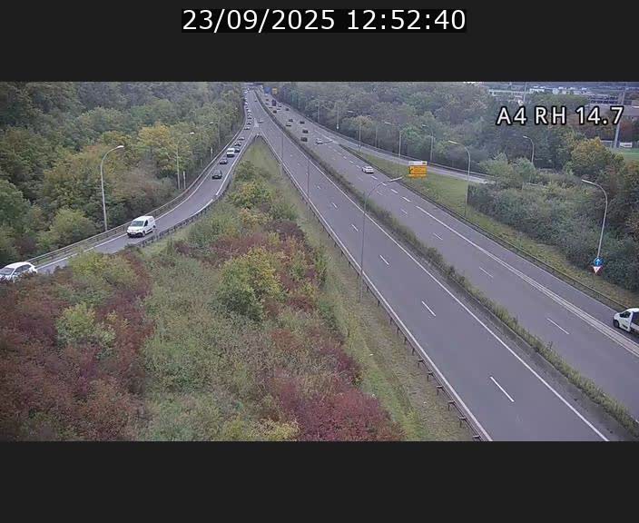 <h2>Traffic live webcam Luxembourg Jonction Lankelz - A4 - BK 14.7 - direction Luxembourg</h2>