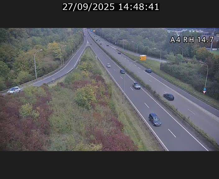Traffic live webcam Luxembourg Jonction Lankelz - A4 - BK 14.7 - direction Luxembourg