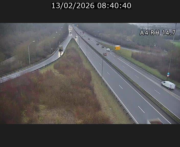 <h2>Traffic live webcam Luxembourg Jonction Lankelz - A4 - BK 14.7 - direction Luxembourg</h2>
