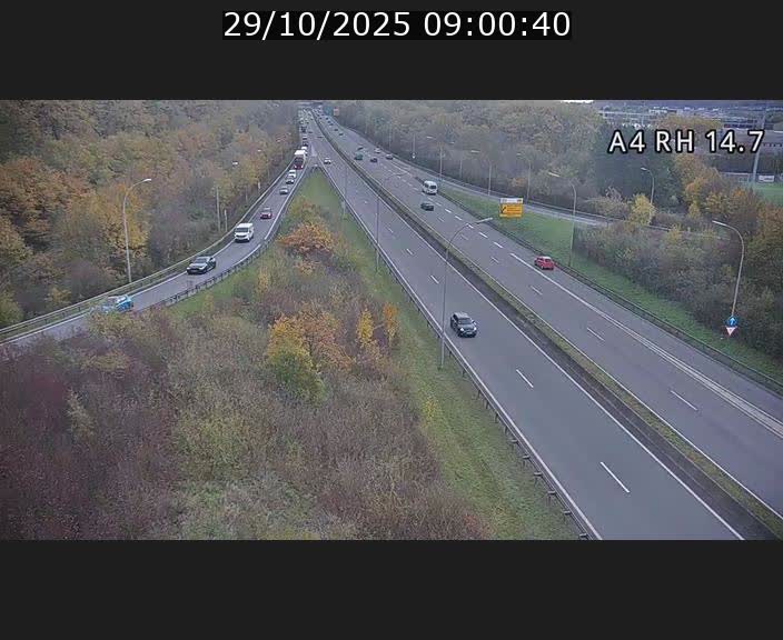 <h2>Traffic live webcam Luxembourg Jonction Lankelz - A4 - BK 14.7 - direction Luxembourg</h2>