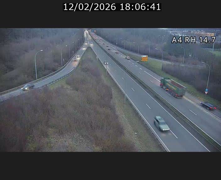 <h2>Traffic live webcam Luxembourg Jonction Lankelz - A4 - BK 14.7 - direction Luxembourg</h2>