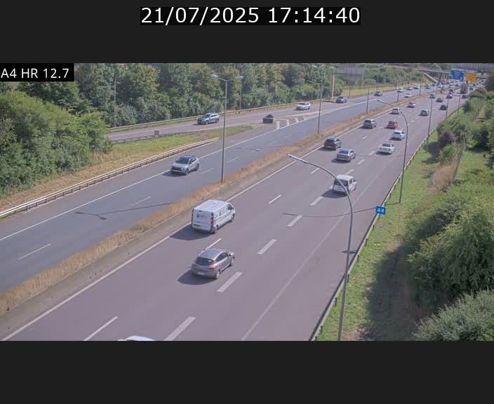 <h2>Traffic live webcam Luxembourg Esch sur Alzette - A4 - BK 12.7 - direction Esch-Belval</h2>