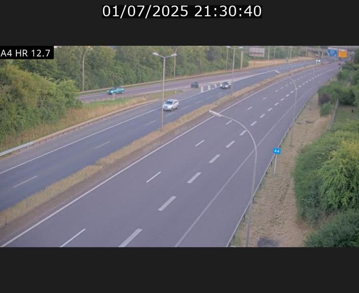 <h2>Traffic live webcam Luxembourg Esch sur Alzette - A4 - BK 12.7 - direction Esch-Belval</h2>