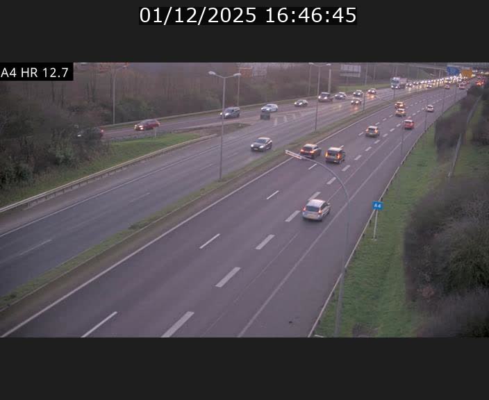 <h2>Traffic live webcam Luxembourg Esch sur Alzette - A4 - BK 12.7 - direction Esch-Belval</h2>