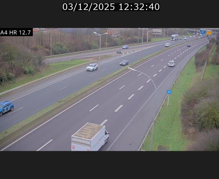 <h2>Traffic live webcam Luxembourg Esch sur Alzette - A4 - BK 12.7 - direction Esch-Belval</h2>