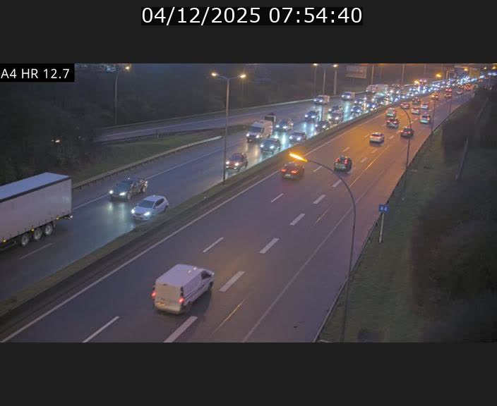 <h2>Traffic live webcam Luxembourg Esch sur Alzette - A4 - BK 12.7 - direction Esch-Belval</h2>