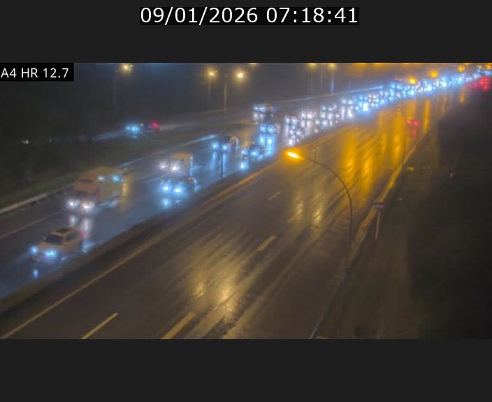 <h2>Traffic live webcam Luxembourg Esch sur Alzette - A4 - BK 12.7 - direction Esch-Belval</h2>