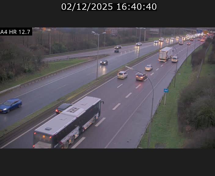 <h2>Traffic live webcam Luxembourg Esch sur Alzette - A4 - BK 12.7 - direction Esch-Belval</h2>