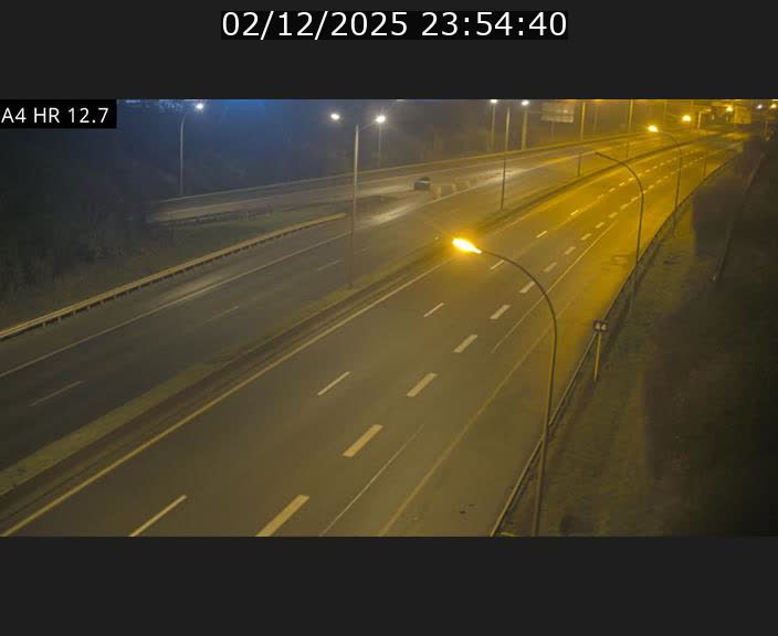 <h2>Traffic live webcam Luxembourg Esch sur Alzette - A4 - BK 12.7 - direction Esch-Belval</h2>