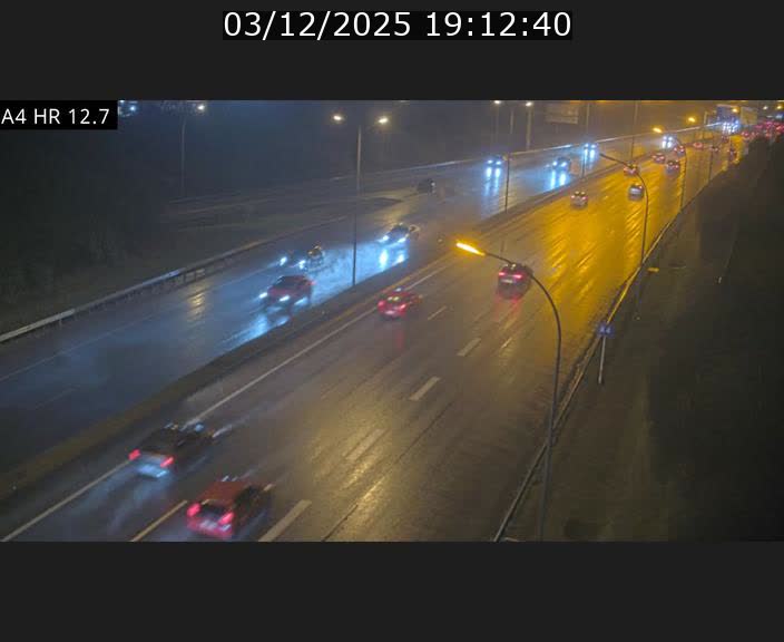 <h2>Traffic live webcam Luxembourg Esch sur Alzette - A4 - BK 12.7 - direction Esch-Belval</h2>