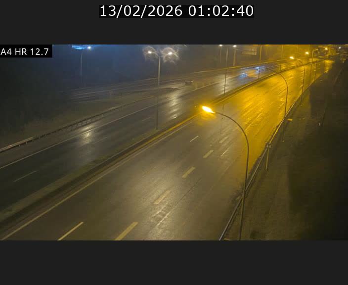 <h2>Traffic live webcam Luxembourg Esch sur Alzette - A4 - BK 12.7 - direction Esch-Belval</h2>