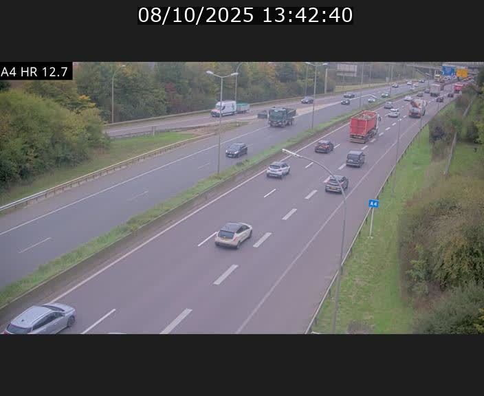 <h2>Traffic live webcam Luxembourg Esch sur Alzette - A4 - BK 12.7 - direction Esch-Belval</h2>