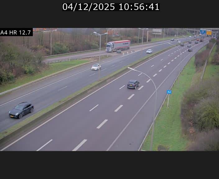 <h2>Traffic live webcam Luxembourg Esch sur Alzette - A4 - BK 12.7 - direction Esch-Belval</h2>