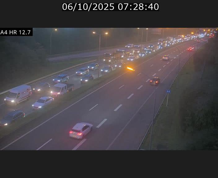 <h2>Traffic live webcam Luxembourg Esch sur Alzette - A4 - BK 12.7 - direction Esch-Belval</h2>
