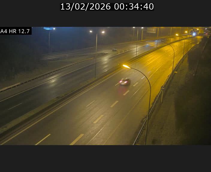 <h2>Traffic live webcam Luxembourg Esch sur Alzette - A4 - BK 12.7 - direction Esch-Belval</h2>