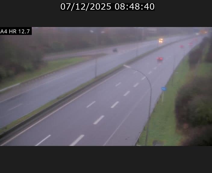 <h2>Traffic live webcam Luxembourg Esch sur Alzette - A4 - BK 12.7 - direction Esch-Belval</h2>