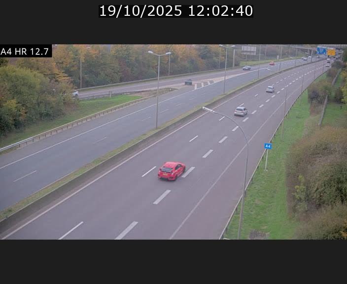 <h2>Traffic live webcam Luxembourg Esch sur Alzette - A4 - BK 12.7 - direction Esch-Belval</h2>