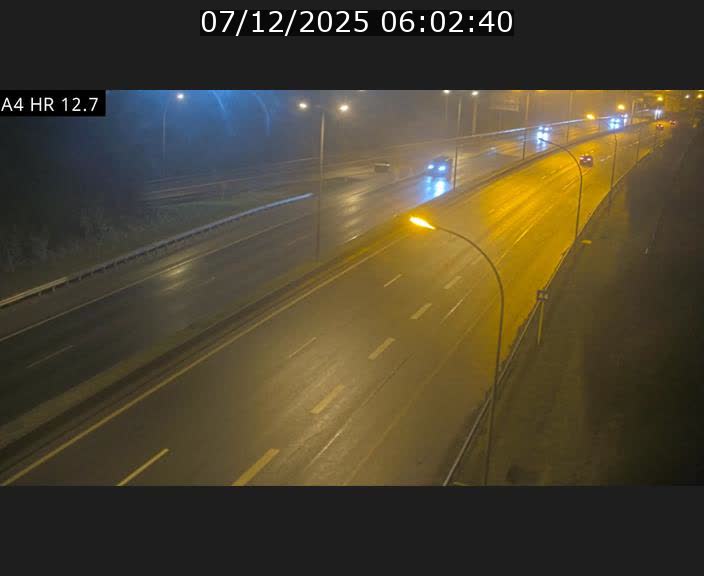 <h2>Traffic live webcam Luxembourg Esch sur Alzette - A4 - BK 12.7 - direction Esch-Belval</h2>