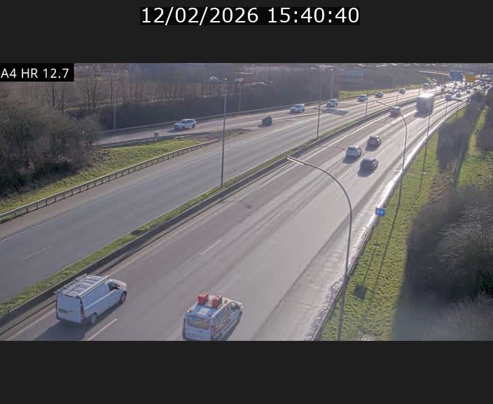 <h2>Traffic live webcam Luxembourg Esch sur Alzette - A4 - BK 12.7 - direction Esch-Belval</h2>