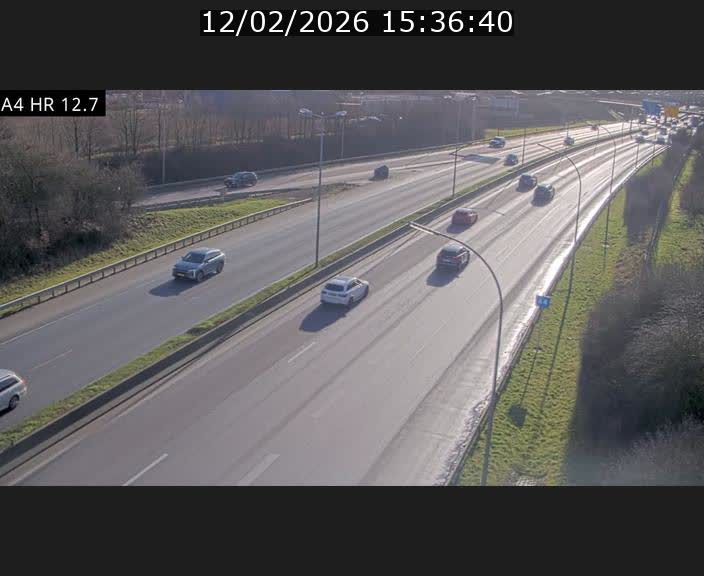 <h2>Traffic live webcam Luxembourg Esch sur Alzette - A4 - BK 12.7 - direction Esch-Belval</h2>