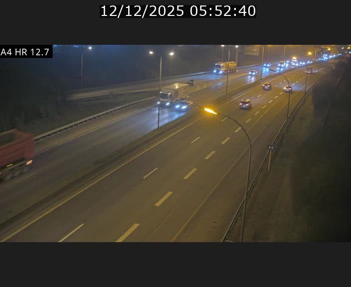 <h2>Traffic live webcam Luxembourg Esch sur Alzette - A4 - BK 12.7 - direction Esch-Belval</h2>