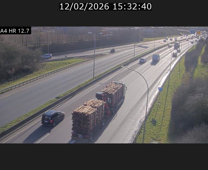 <h2>Traffic live webcam Luxembourg Esch sur Alzette - A4 - BK 12.7 - direction Esch-Belval</h2>