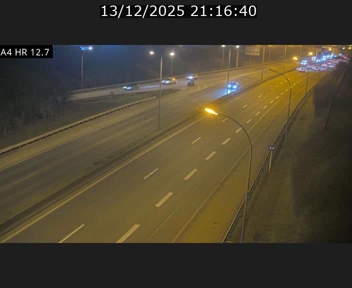<h2>Traffic live webcam Luxembourg Esch sur Alzette - A4 - BK 12.7 - direction Esch-Belval</h2>