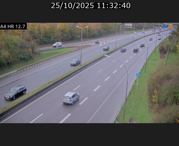 <h2>Traffic live webcam Luxembourg Esch sur Alzette - A4 - BK 12.7 - direction Esch-Belval</h2>