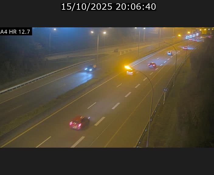 <h2>Traffic live webcam Luxembourg Esch sur Alzette - A4 - BK 12.7 - direction Esch-Belval</h2>