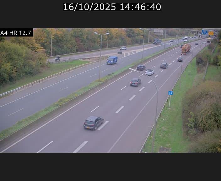 <h2>Traffic live webcam Luxembourg Esch sur Alzette - A4 - BK 12.7 - direction Esch-Belval</h2>