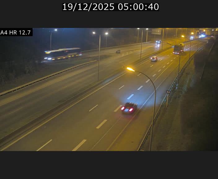 <h2>Traffic live webcam Luxembourg Esch sur Alzette - A4 - BK 12.7 - direction Esch-Belval</h2>