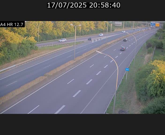 <h2>Traffic live webcam Luxembourg Esch sur Alzette - A4 - BK 12.7 - direction Esch-Belval</h2>